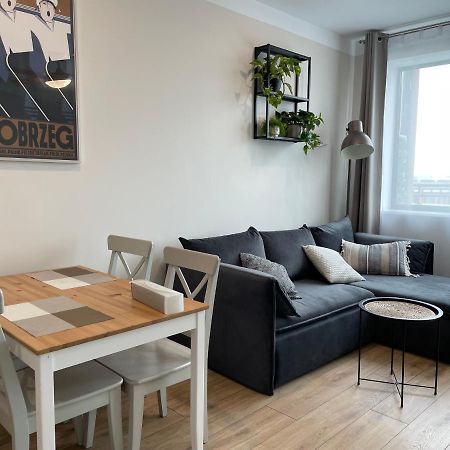 Apartament Z Balkonem Ul Portowa 코워브제크 외부 사진
